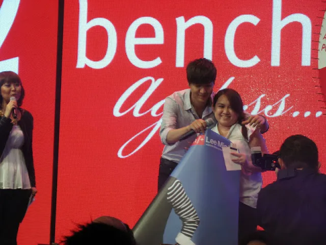 Fanmeeting Lee Min Ho di Filipina 21 Maret lalu @soompi.com