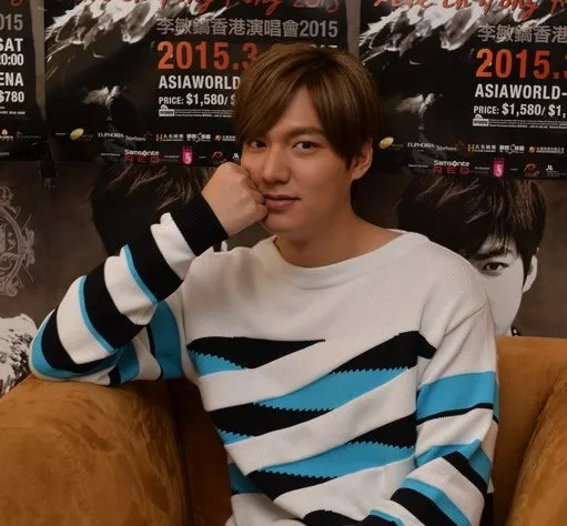 Lee Min Ho saat melakukan wawancara di China. @dramafever.com