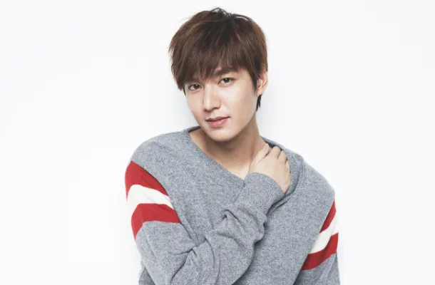 Lee Min Ho berbicara tentang cinta antara pria dan wanita © soompi