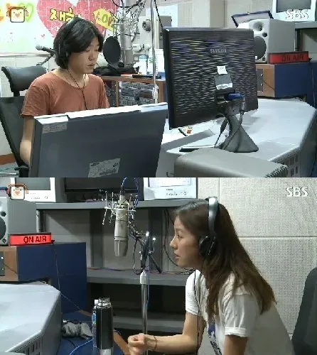 Lee Hyori dan Lee Sang Soon saat siaran radio SBS SBS Power FM Jang Gi Ha's Amazing Radio @soompi.com