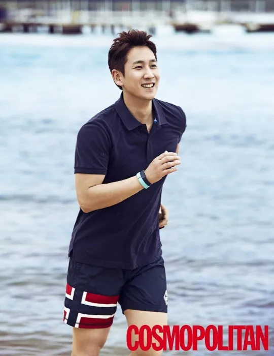 Lee Sun Kyun tetap menawan di usia 42 tahun.