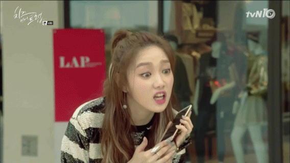 Akting Lee Sung Kyung yang dianggal terlalu lebay. ©pann.nate.com