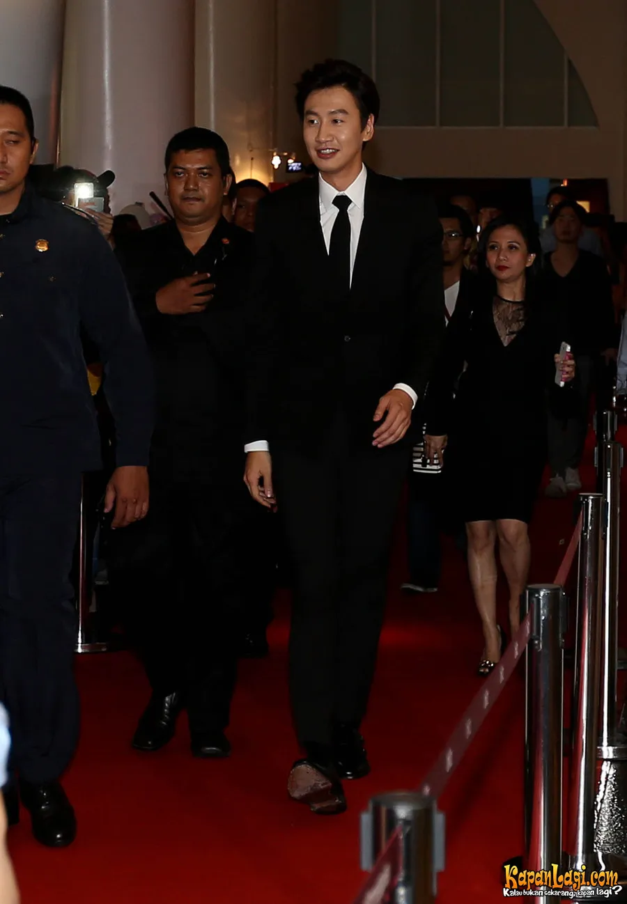 Lee Kwang Soo berharap film bisa mempererat hubungan Indonesia dan Korea. ©foto: Busan