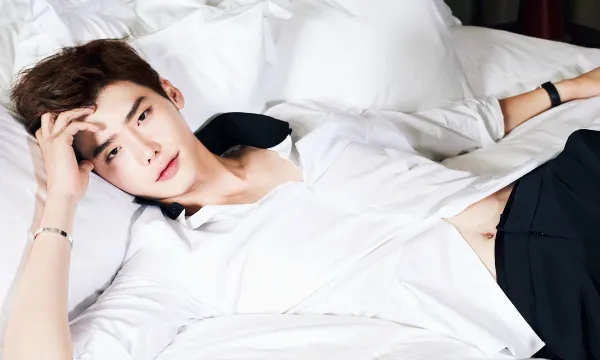 Lee Jong Suk