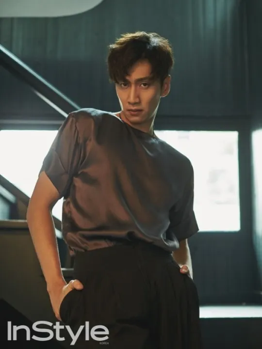 Lee Kwang Soo bakal jadi pemeran utama? © InStyle