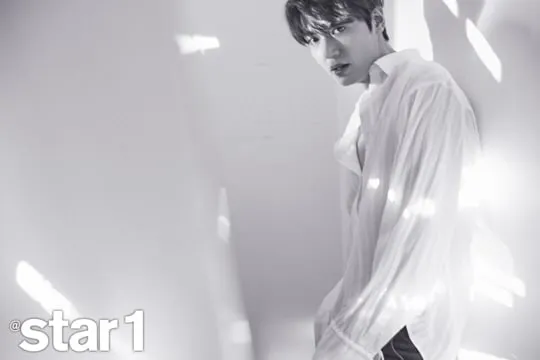 Lee Min Ho mengaku bersyukur bisa memiliki karir yang sukses sebelum berangkat wajib militer. © @Star1