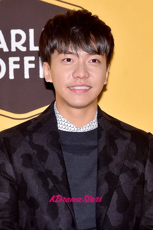 Lee Seung Gi telah menyiapkan lagu perpisahan sebelum wamil. © kdramastars.com