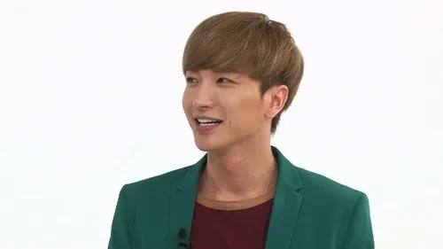 Tampil di MBC Radio Star, Leeteuk mengindikasikan adanya masalah besar yang akan dihadapi SM Entertainment? @koreab0o.com
