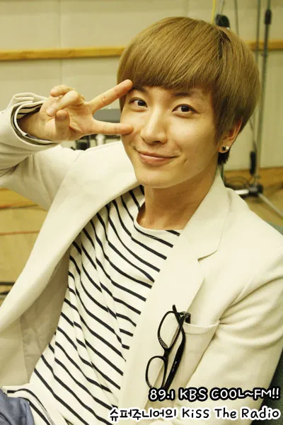 Leeteuk bilang Siwon 'bodoh' karena menolak BBF © KBS