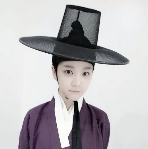 Lee Yoo Bin sebagai Yang Shan dalam drama Scholar Who Walks the Night. ©soompi.com