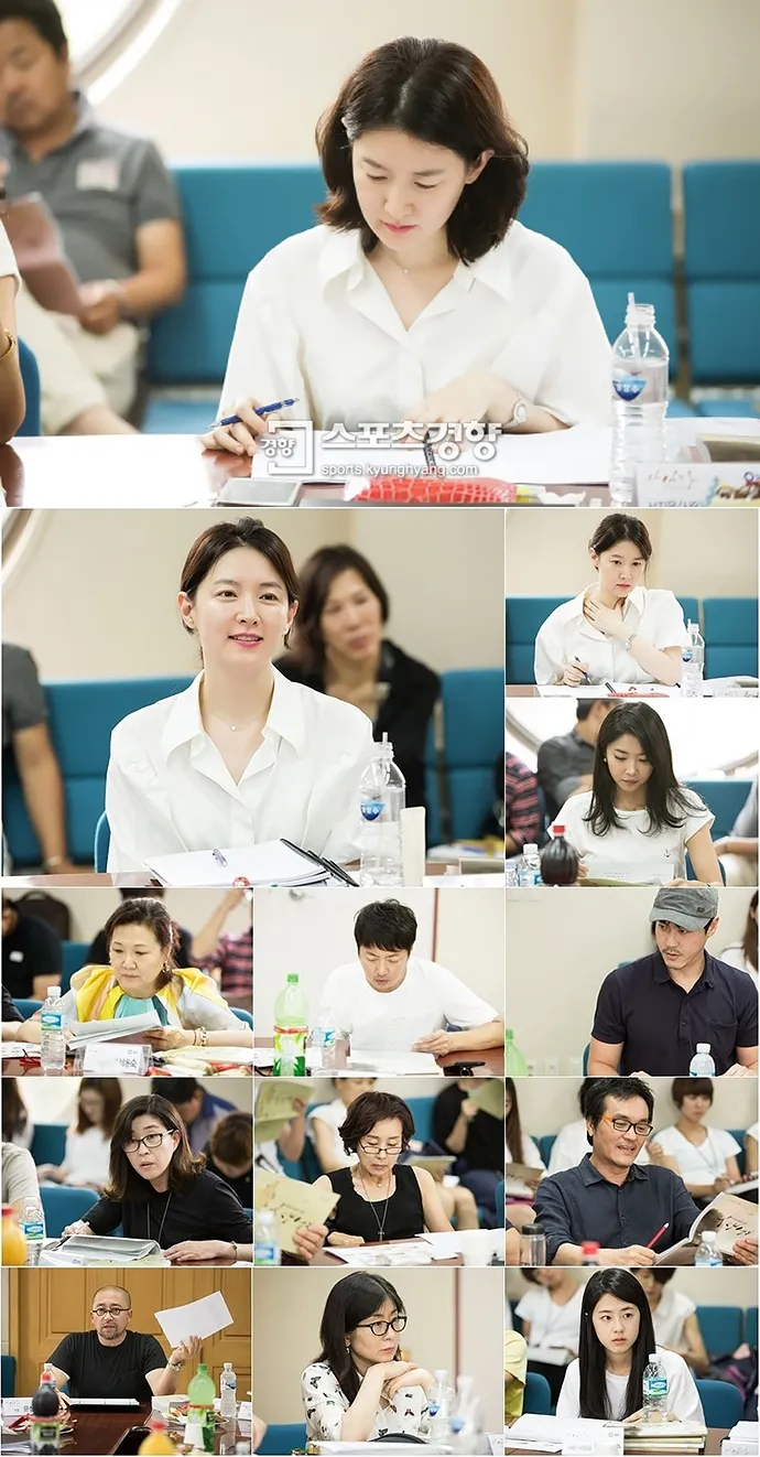 Lee Young Ae saat pembacaan naskah drama Saimdang, the Herstory pertama kali. ©hancinema.net