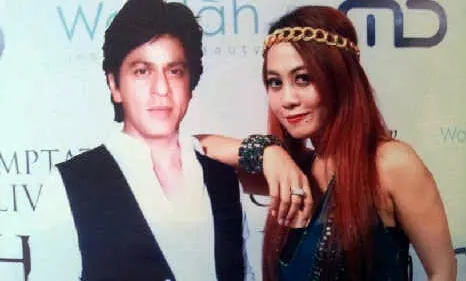 Shahrukh Khan - Lely Buldozer 