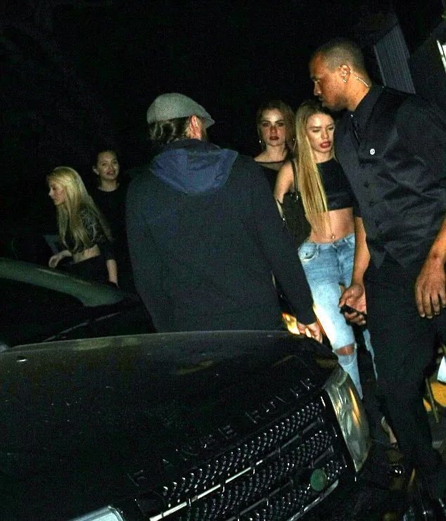 DiCaprio tertangkap pesta dengan para model cantik ©splashnews.com