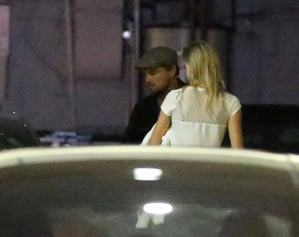 Leonardo dan Kelly ketahuan kencan lagi © Just Jared