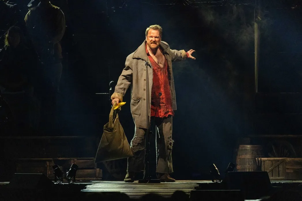 Tokoh Jean Valjean di Les Miserables: The Arena Spectacular. (Danny Kaan)