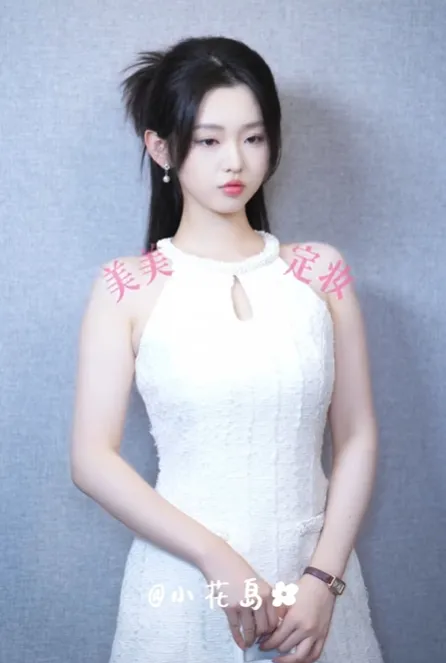 Li Keyi - instagram.com/@likeyi.sylph