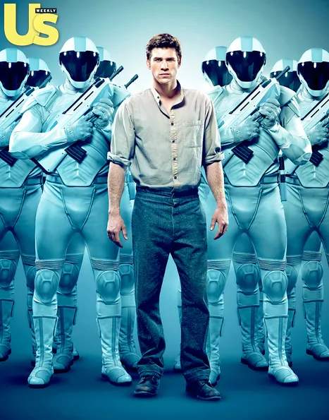 Liam Hemsworth sebagai Gale Hawthorne, posenya keren © Tim Palen via Us Weekly