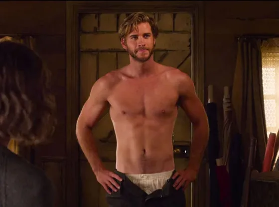 Liam dalam salah satu adegan di THE DRESSMAKER © Film Art Media