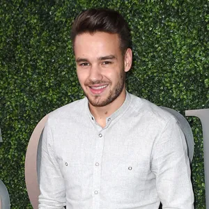 Liam Payne - Weekend (Terjemahan)