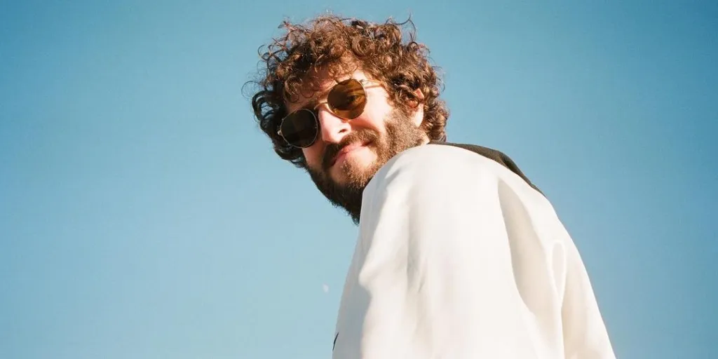 Lil Dicky - Earth
