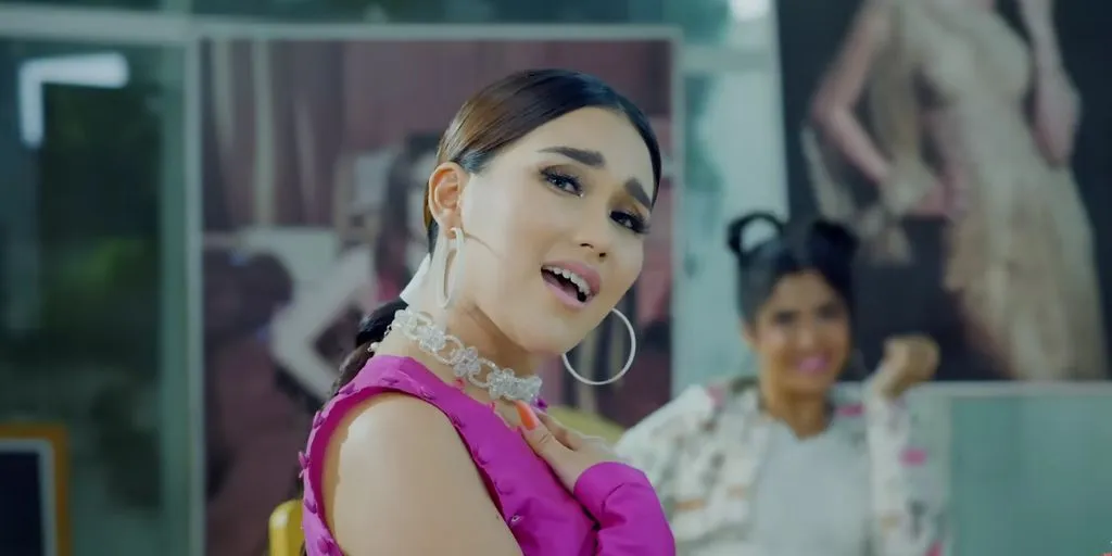 Ayu Ting Ting - Cemburu Mantanmu
