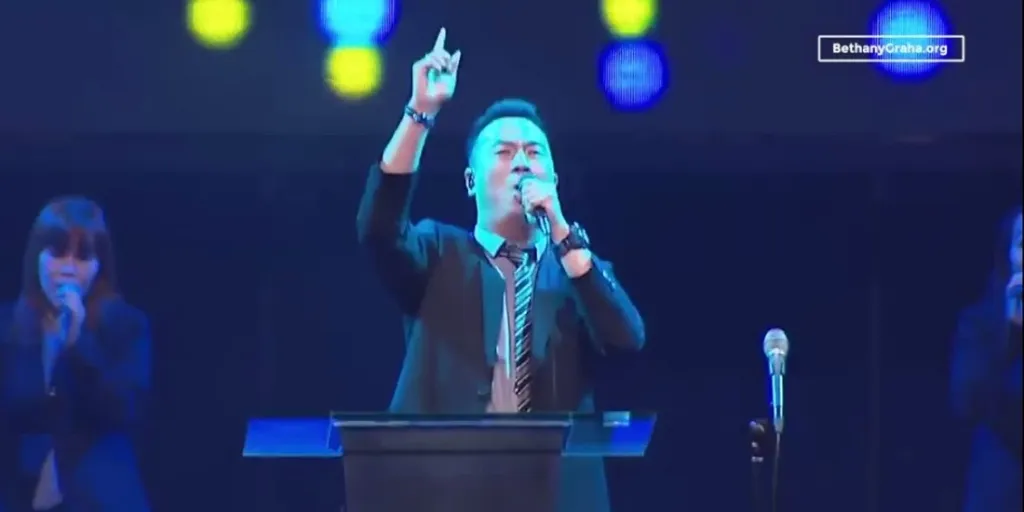 Bethany Nginden - Nyanyi Glory