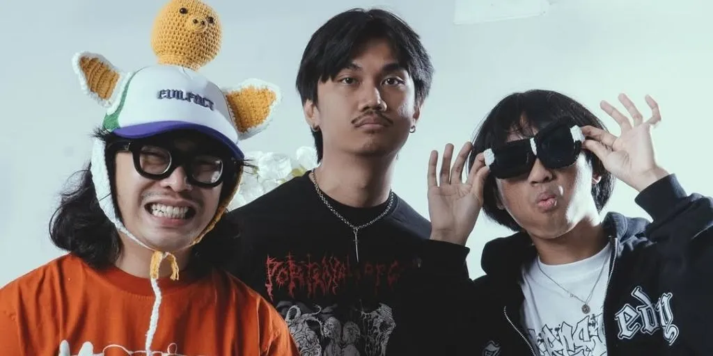 Dongker - Bertaruh Pada Api
