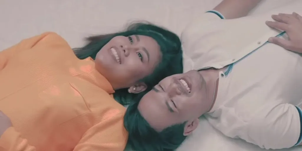 Evi Masamba - Bidadari Lupa Diri