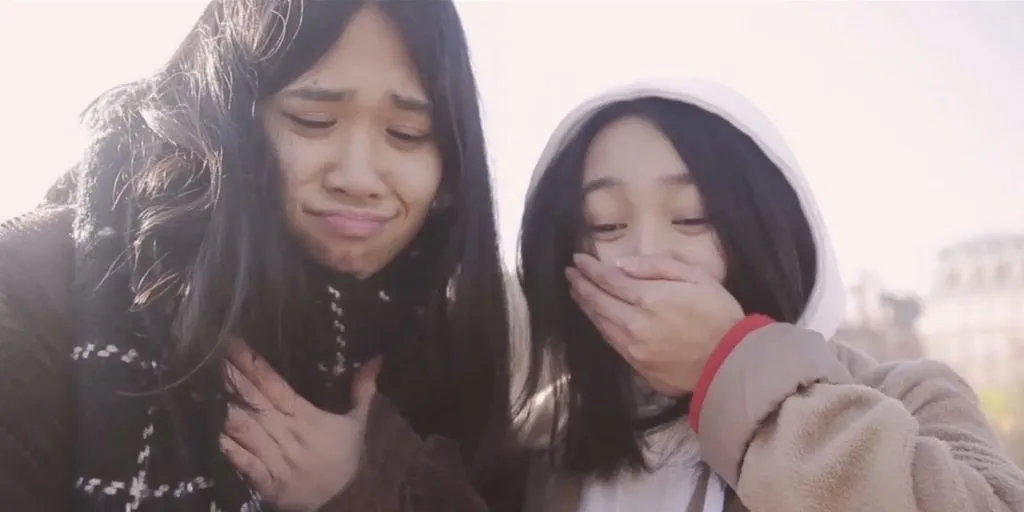 Grrrl Gang - Bathroom