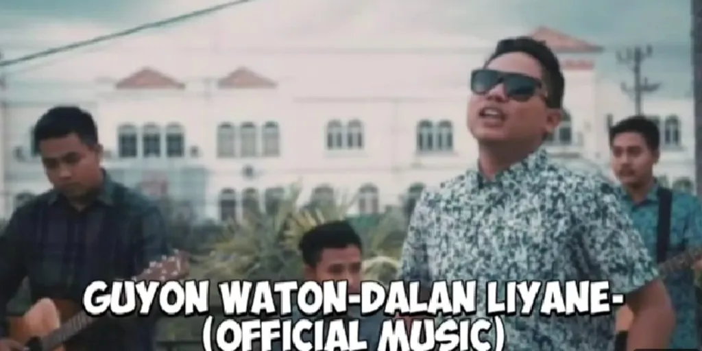 Lirik Dalan Liyane - Guyon Waton