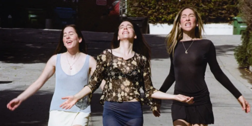 HAIM - Relationships