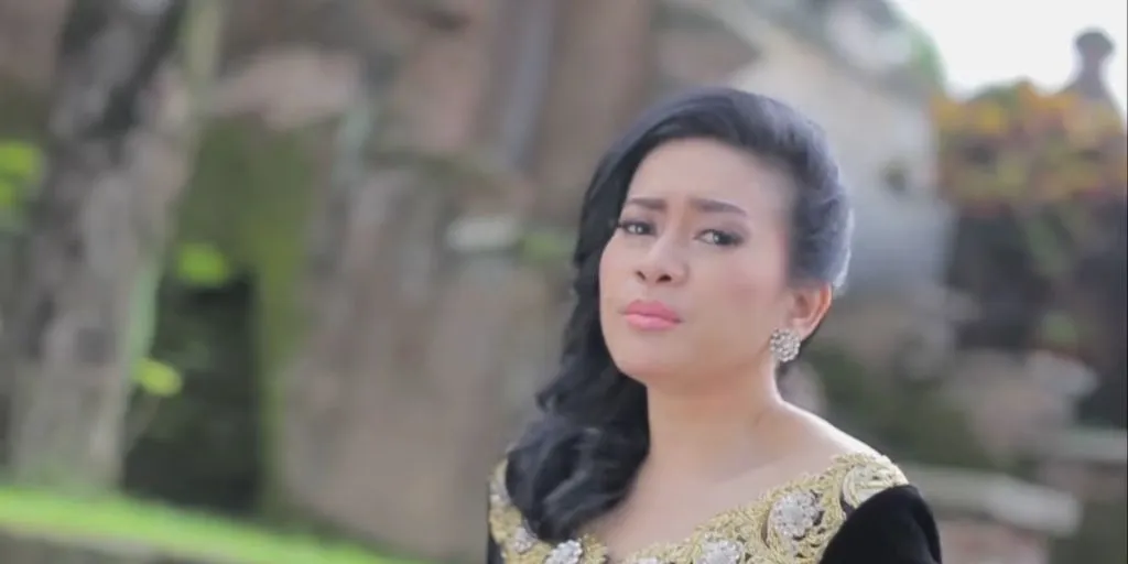 Ikke Nurjannah - Gantung