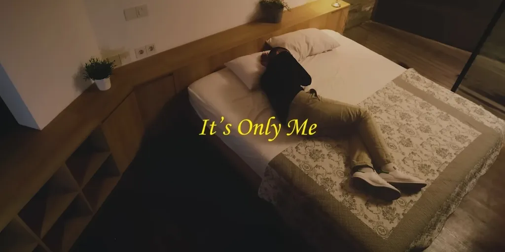 Lirik It's Only Me (Terjemahan) - Kaleb J