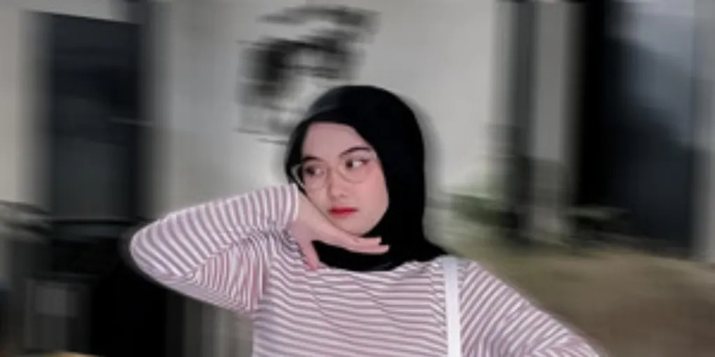 La Tasya - Sabar