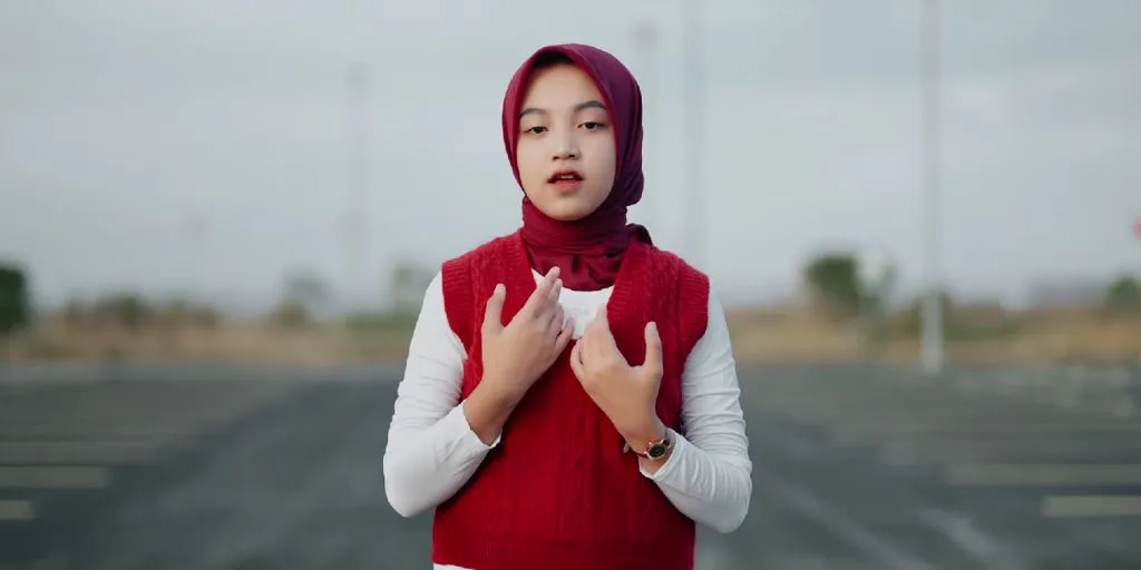 Lirik Pelampiasan - Nayla Fardila