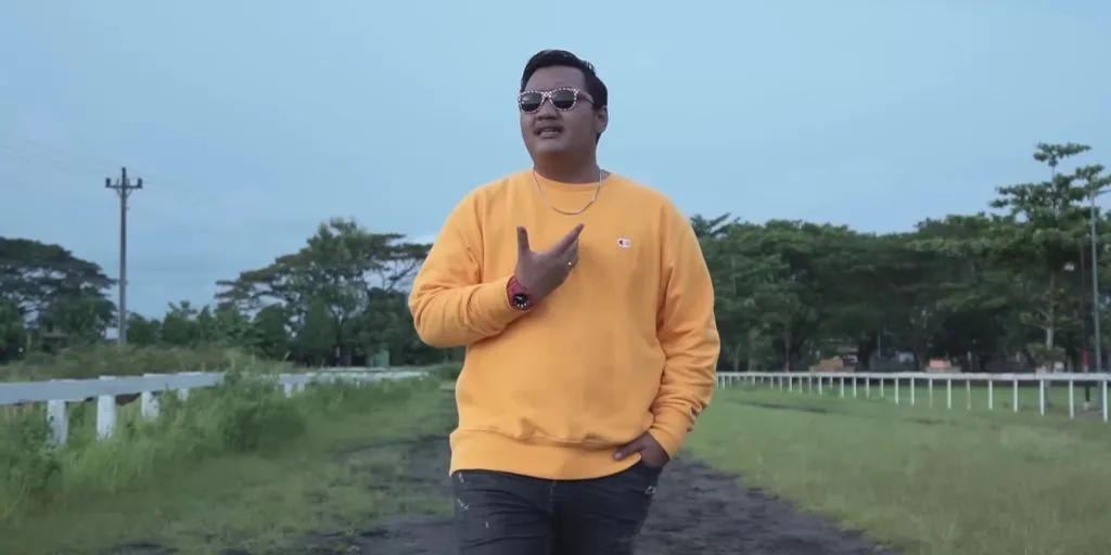 Ndarboy Genk - Dino Katresnan