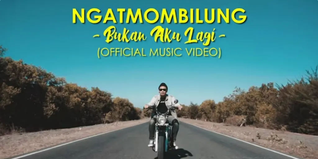 Lirik Bukan Aku Lagi - Ngatmombilung