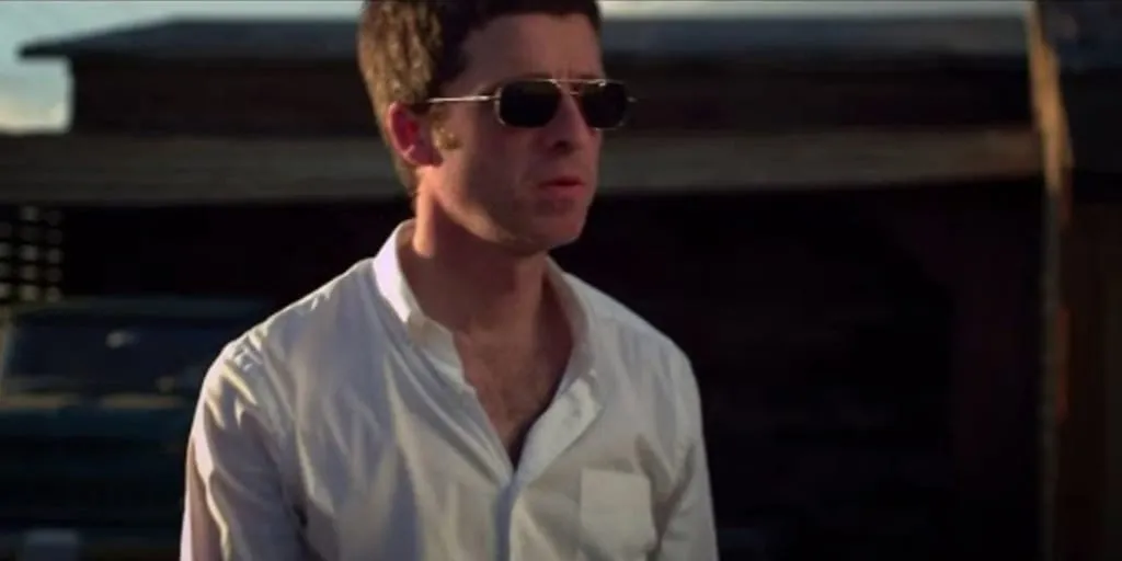 Noel Gallagher - If I Had A Gun (Terjemahan)