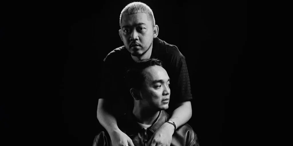 Pamungkas ft. Dipha Barus - Sambung
