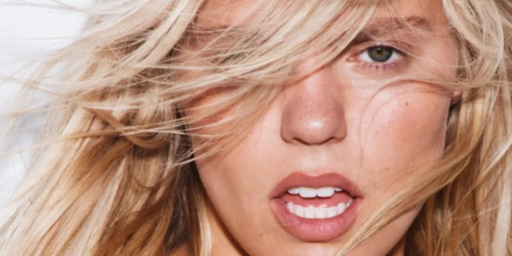 ReneÃ© Rapp - Leave Me Alone