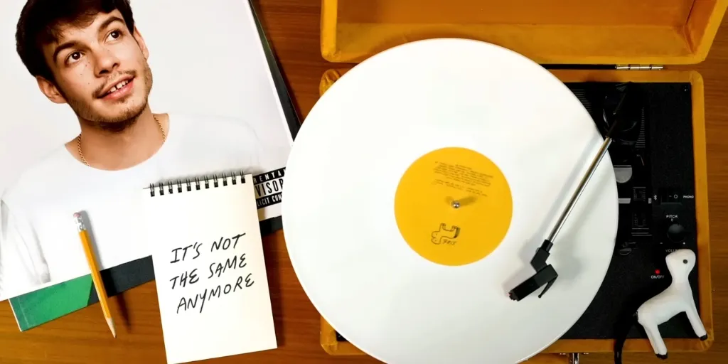 Lirik It's Not The Same Anymore (Terjemahan) - Rex Orange County
