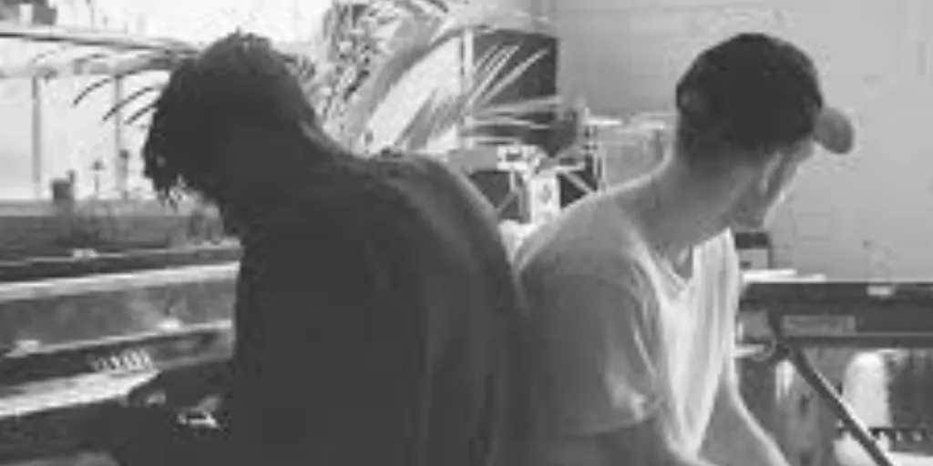 River Tiber ft. Daniel Caesar - West