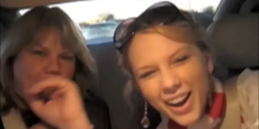 Taylor Swift - The Best Day (Terjemahan)