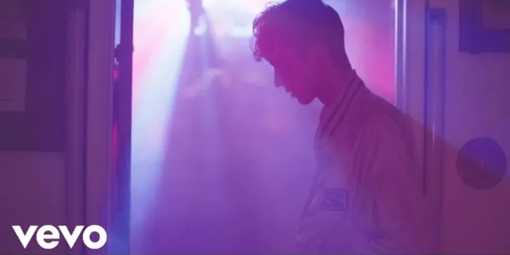 Troye Sivan - Youth (Terjemahan)