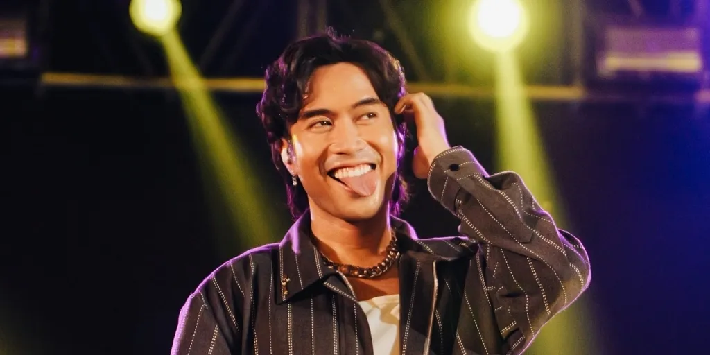 Vidi Aldiano - Salam Kenal