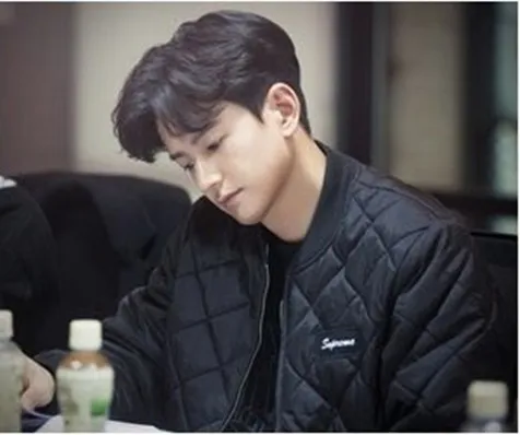 Lim Joo Hwan jadi orang ketiga © tvN