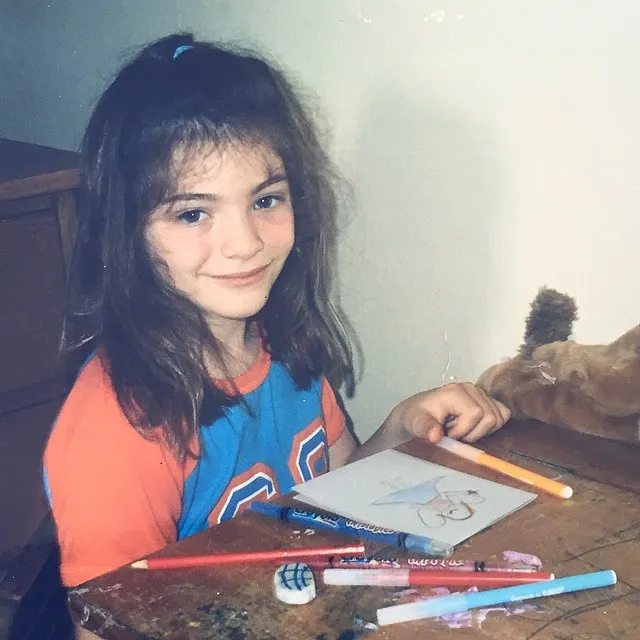 Foto masa kecil Lorde @ instagram.com/sonjayelich