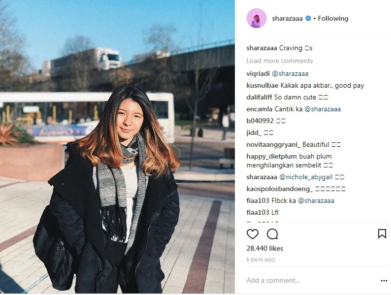 Putri Wulan Guritno menempuh pendidikan di Inggris. ©instagram.com/sharazaaa
