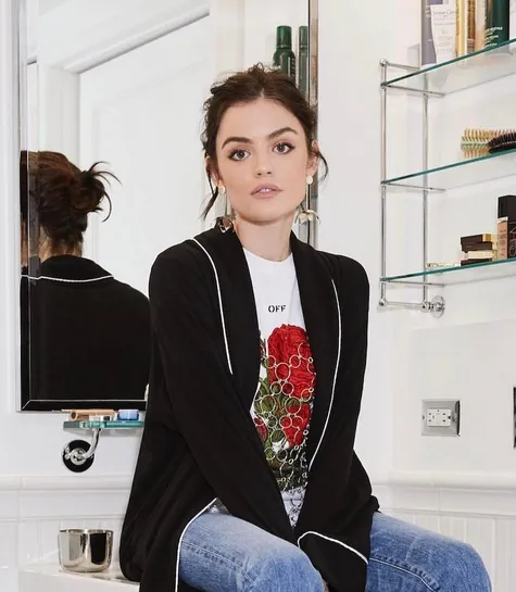 Style dan penampilan kece dari Lucy Hale yang bikin terpukau. /©instagram.com/lucyhale