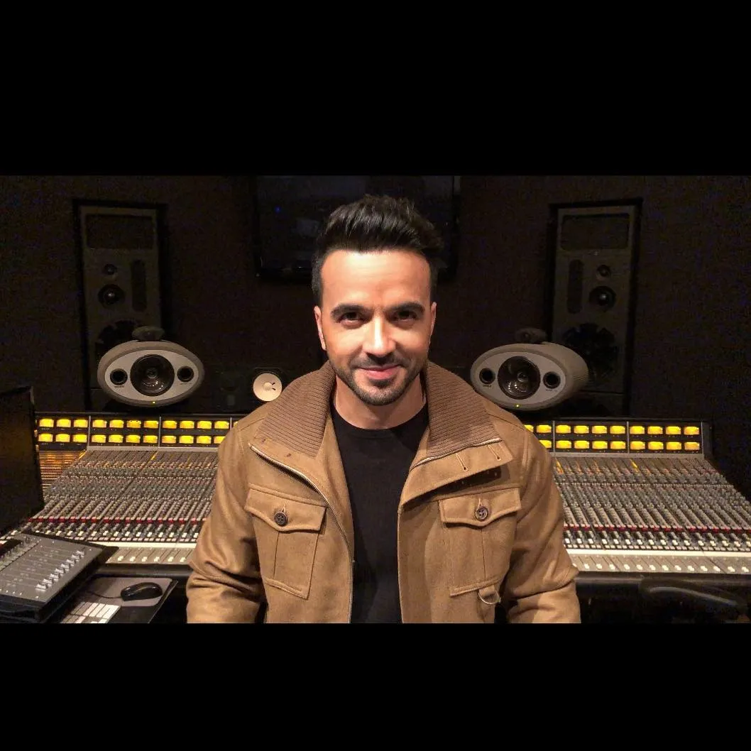 © instagram.com/luisfonsi